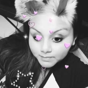 Meet your Posher, Olivia